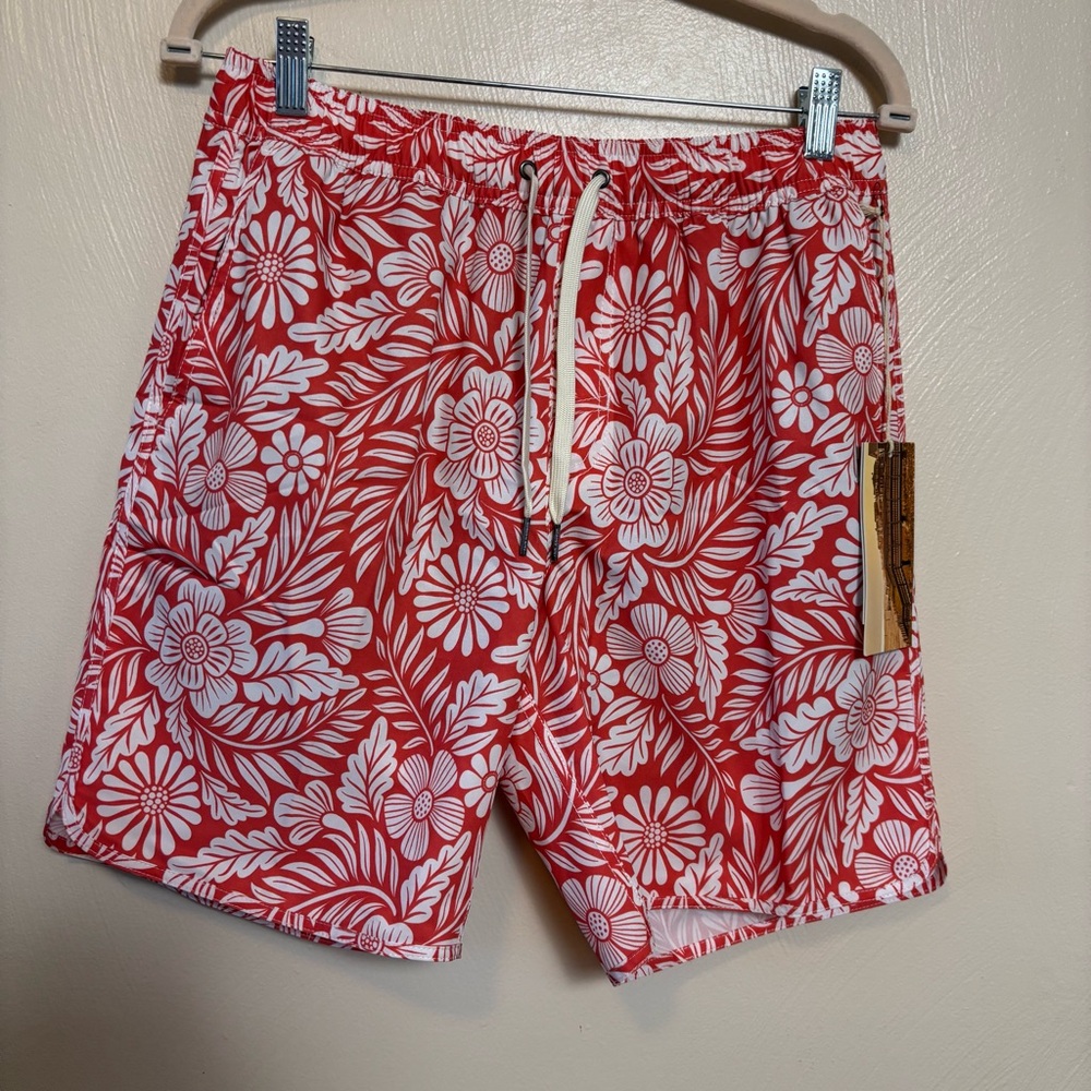 Fair Harbor Men’s Swim Trunks Lined Mastos Anchor Red Hawaiian Floral Medium